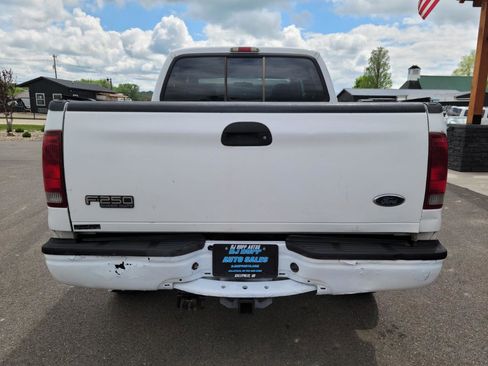Used 2003 Ford F250 Lariat AWD/4WD image 4
