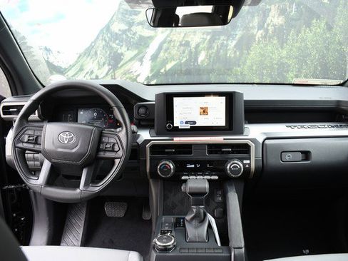 New 2025 Toyota Tacoma SR5 image 9