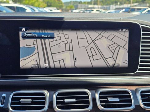 Used 2026 Mercedes-Benz GLS 450 4MATIC image 31