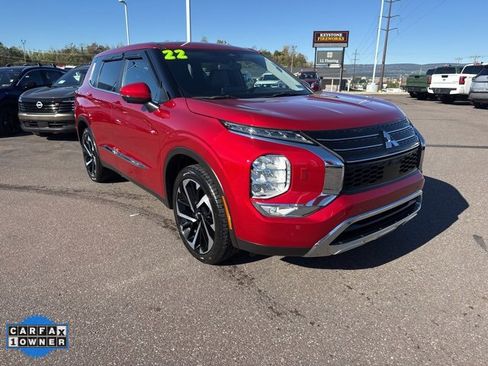 Used 2022 Mitsubishi Outlander SE image 3