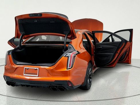 Certified 2022 Cadillac CT4 V Blackwing RWD image 12