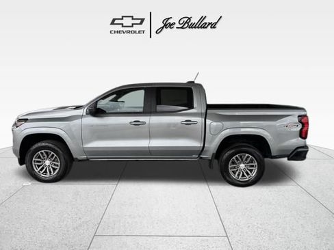 Used 2023 Chevrolet Colorado LT w/ LT Convenience Package II image 6