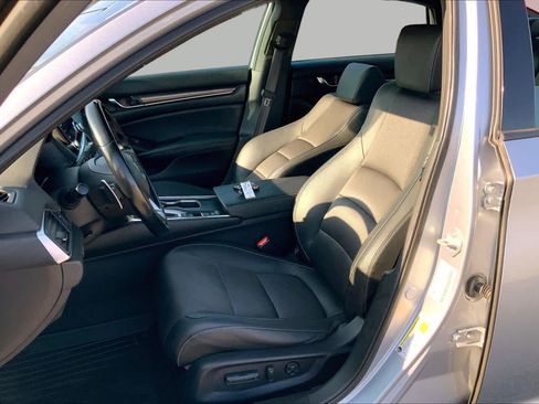 Used 2021 Honda Accord Sport image 9