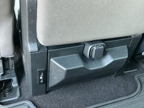 Used 2019 Ford F150 XLT AWD/4WD image 32