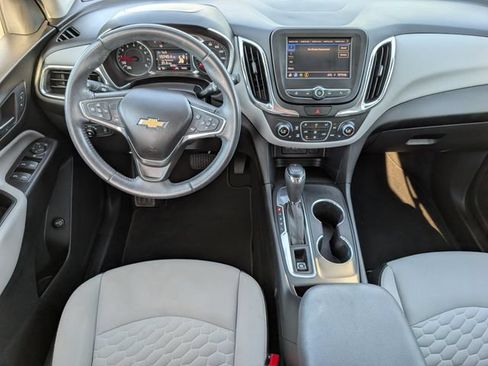 Used 2020 Chevrolet Equinox LT FWD image 8