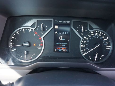 Used 2023 Toyota Tundra Limited w/ Power Package image 7