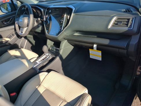 Certified 2025 Subaru Ascent Premium image 11