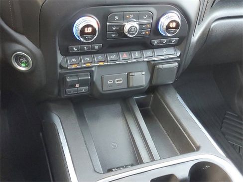 Used 2021 GMC Sierra 1500 AT4 w/ AT4 Premium Package image 27