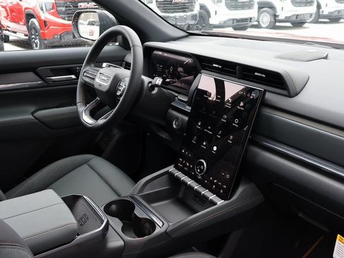 New 2026 GMC Terrain AT4 w/ Convenience Package III AWD/4WD image 38