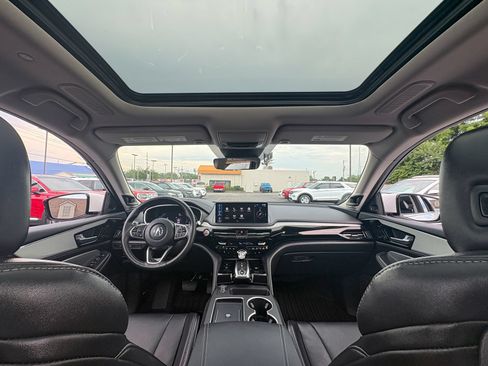 Used 2026 Acura MDX FWD w/ Technology Package image 2