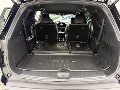 Used 2025 Nissan Pathfinder Rock Creek image 32