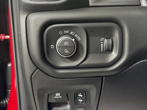 New 2026 RAM 1500 Big Horn AWD/4WD image 10