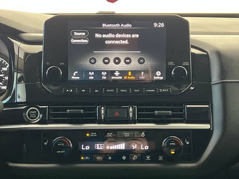 Used 2022 Nissan Pathfinder SL w/ SL Black Package FWD image 20