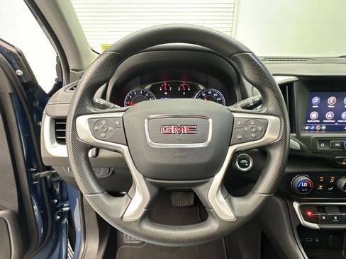 Certified 2024 GMC Terrain SLE w/ Driver Convenience Package AWD/4WD image 11