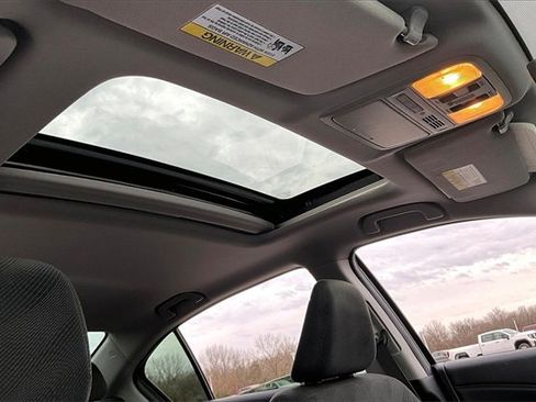 Used 2017 Honda Accord EX image 26