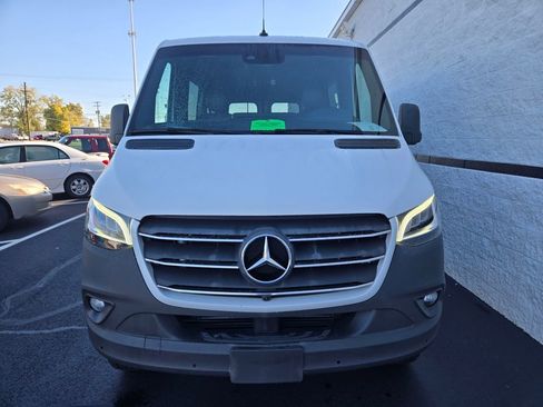 Used 2020 Mercedes-Benz Sprinter 2500 image 2