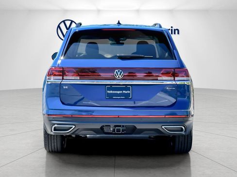 New 2026 Volkswagen Atlas SE w/ Panoramic Sunroof Package image 4