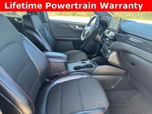 Used 2025 Ford Escape ST-Line image 16