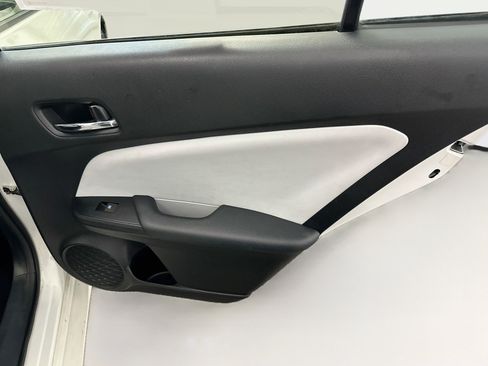Used 2017 Toyota Prius Three Touring w/ Carpet Mat Package FWD image 31