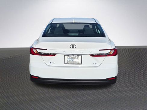 Used 2026 Toyota Camry LE image 6