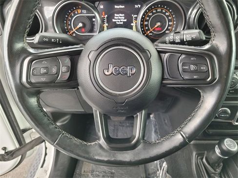 Used 2022 Jeep Wrangler Unlimited Sport image 21