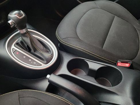 Used 2014 Kia Soul + FWD image 26