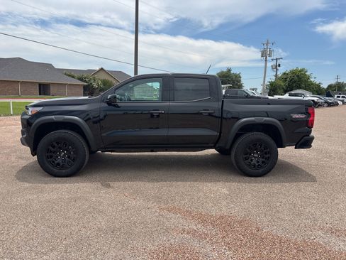 New 2026 Chevrolet Colorado Trail Boss AWD/4WD image 2