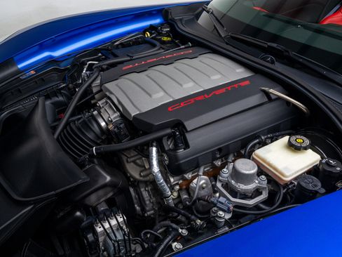 Used 2014 Chevrolet Corvette Stingray Convertible w/ 3LT Preferred Equipment Group image 20