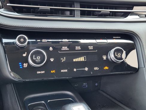 Certified 2023 INFINITI QX60 Luxe w/ Performance Audio Package AWD/4WD image 20