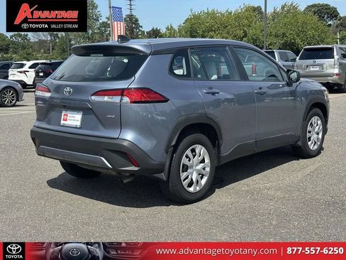 Certified 2025 Toyota Corolla Cross L AWD/4WD image 7