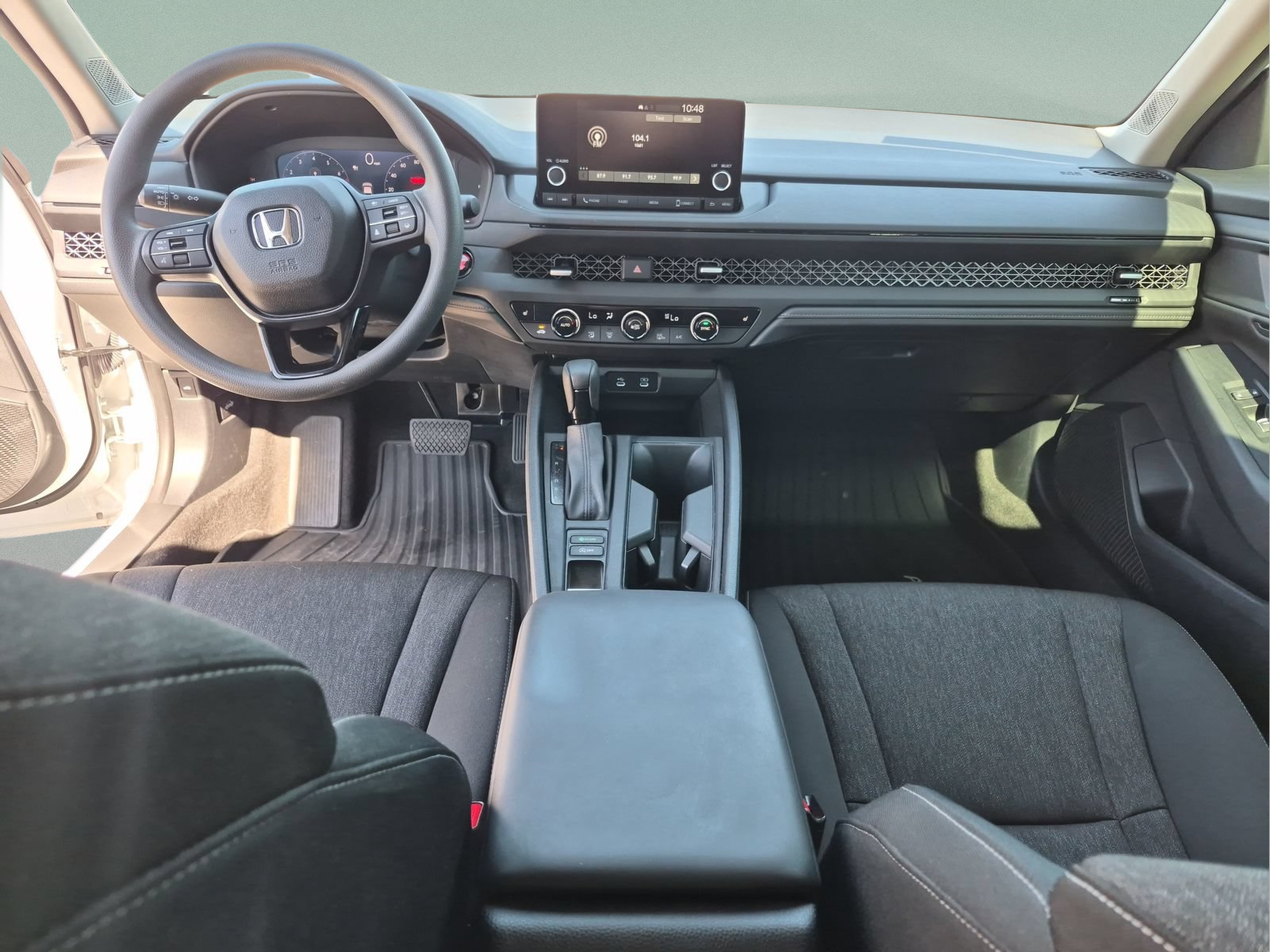 Certified 2025 Honda Accord SE image 27