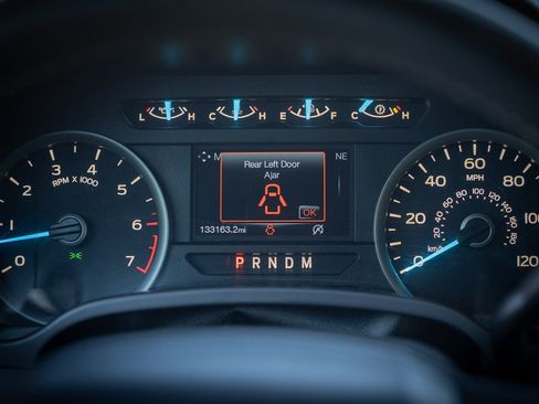 Certified 2019 Ford F150 XLT w/ Equipment Group 302A Luxury image 26