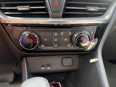 Used 2024 Buick Encore GX Sport Touring w/ Comfort Package FWD image 15