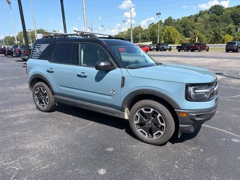 Used 2022 Ford Bronco Sport Outer Banks AWD/4WD image 2