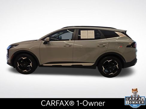 Certified 2026 Kia Sportage EX w/ EX Panorama Roof Package FWD image 2