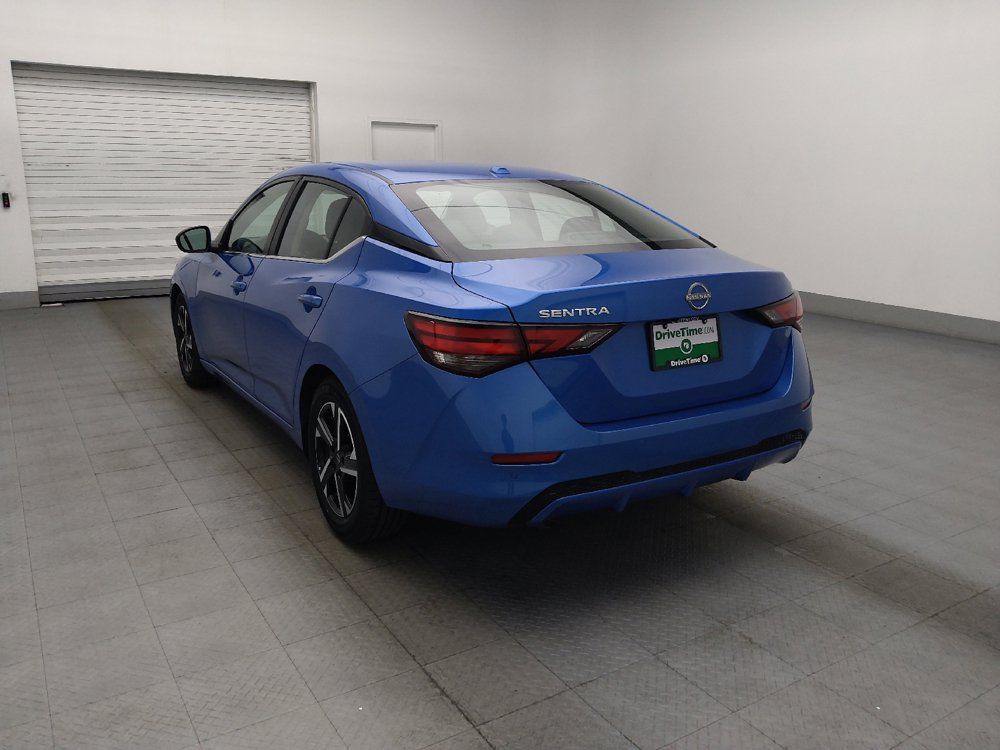 Used 2025 Nissan Sentra SV FWD image 5