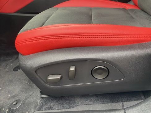 Used 2024 Chevrolet Blazer EV RS image 17