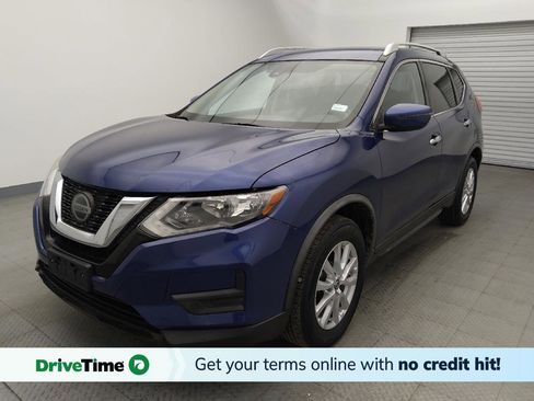 Used 2020 Nissan Rogue SV image 1