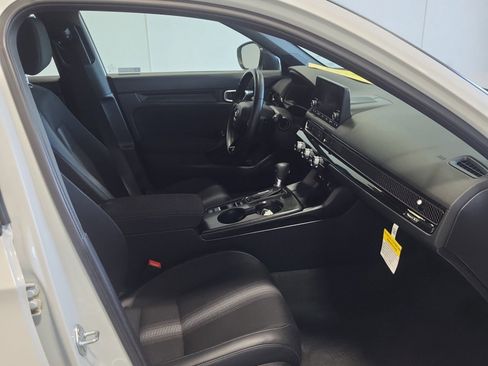 Used 2023 Honda Civic Sport image 10