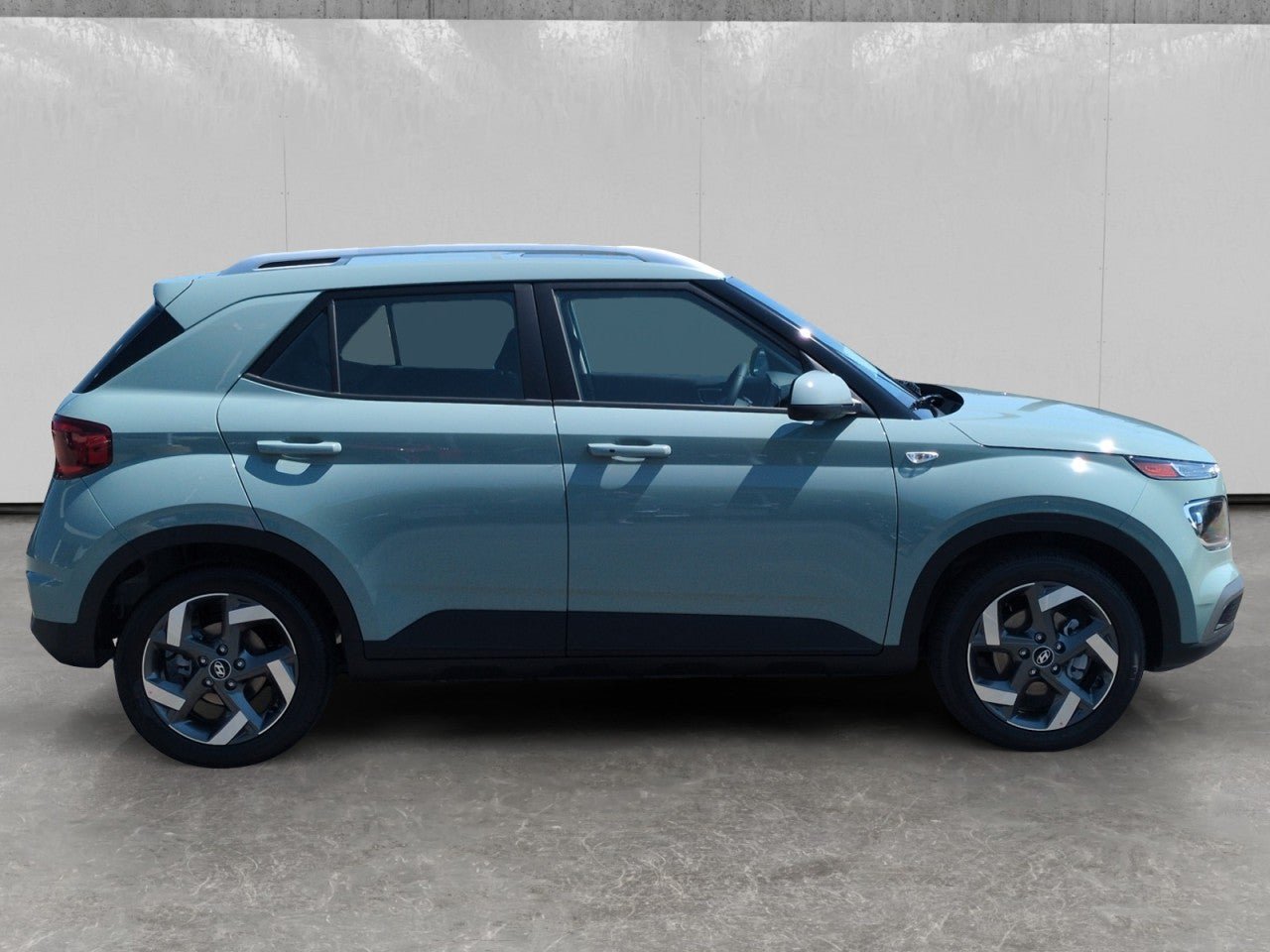 New 2026 Hyundai Venue SEL FWD image 8