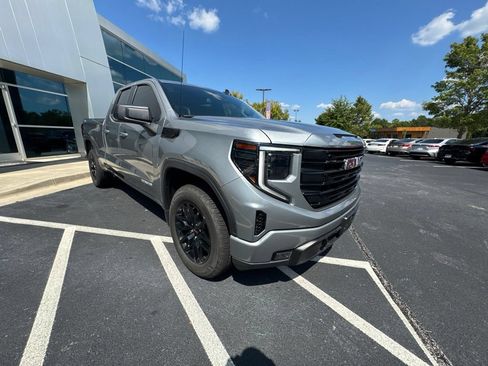 Used 2023 GMC Sierra 1500 Elevation AWD/4WD image 3