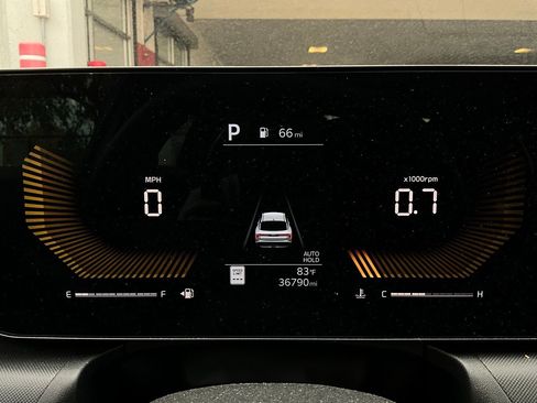 Used 2025 Kia K4 LXS image 37