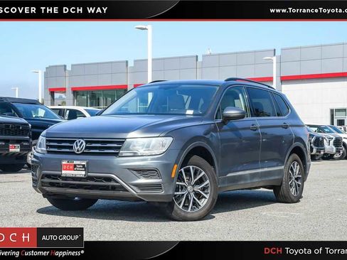 Used 2020 Volkswagen Tiguan SE w/ Panoramic Sunroof Package FWD image 1