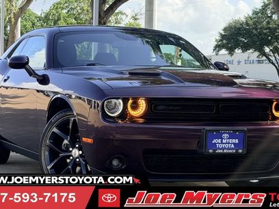Used 2022 Dodge Challenger SXT w/ Blacktop Package