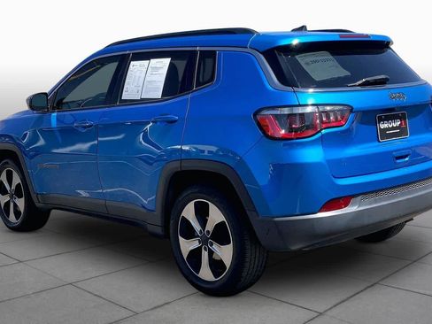 Used 2017 Jeep Compass Latitude w/ Popular Equipment Group image 11