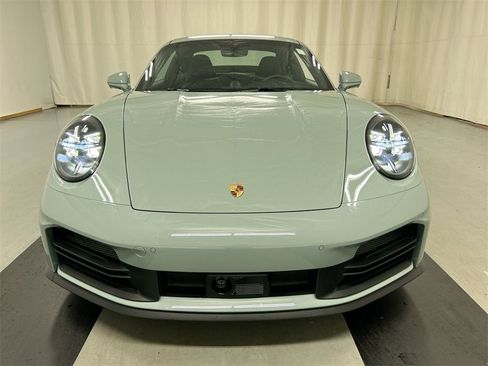 Certified 2025 Porsche 911 Carrera image 3