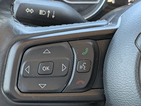 Used 2021 Jeep Wrangler Unlimited Sport image 23