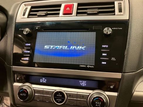 Used 2016 Subaru Outback 2.5i Premium image 42