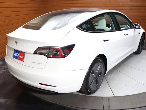 Used 2023 Tesla Model 3 Standard Range image 63