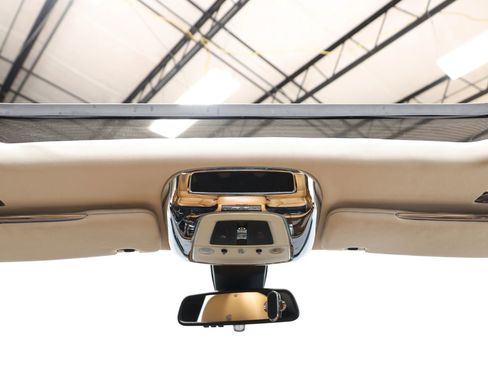 Used 2016 Rolls-Royce Ghost image 40